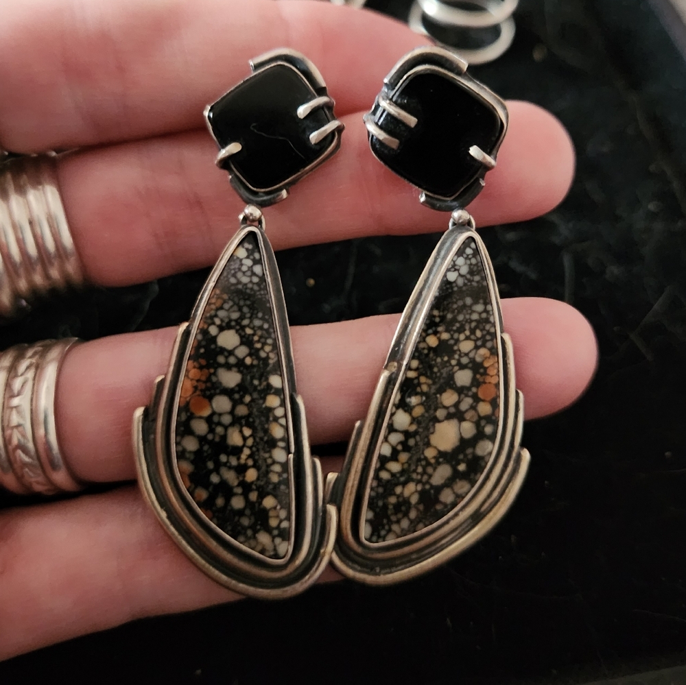 Vessel Arts Oynx And Jasper Earrings - Picture 5 of 6